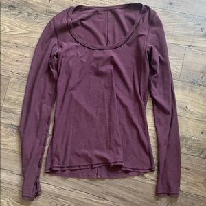 Lululemon top